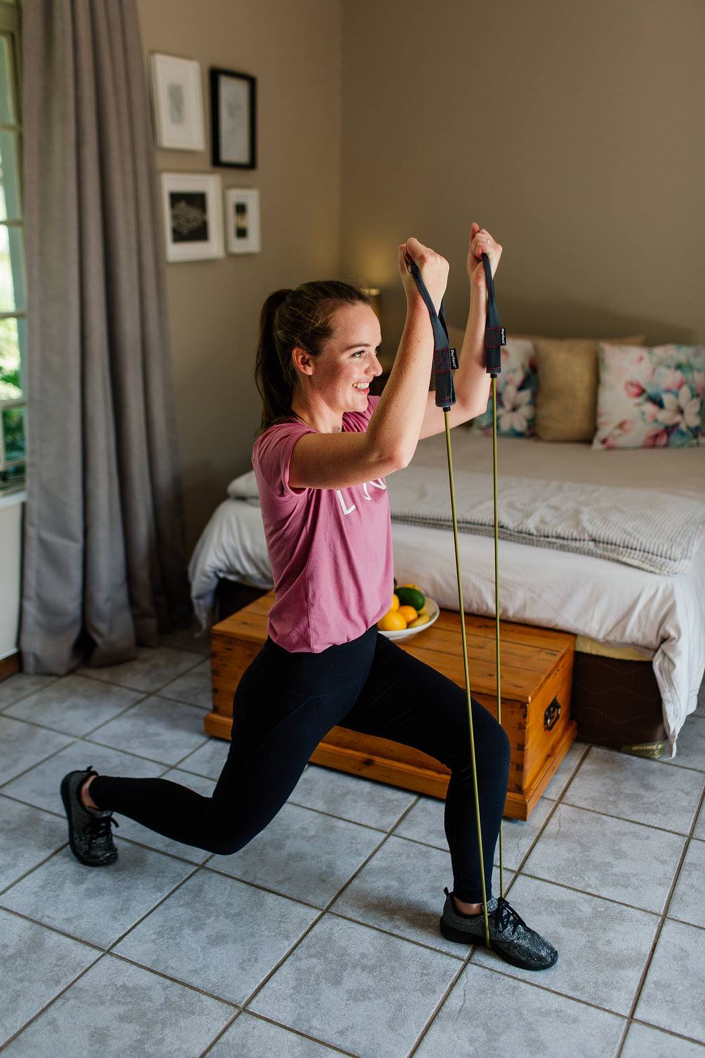 Suret personal training with resistance band